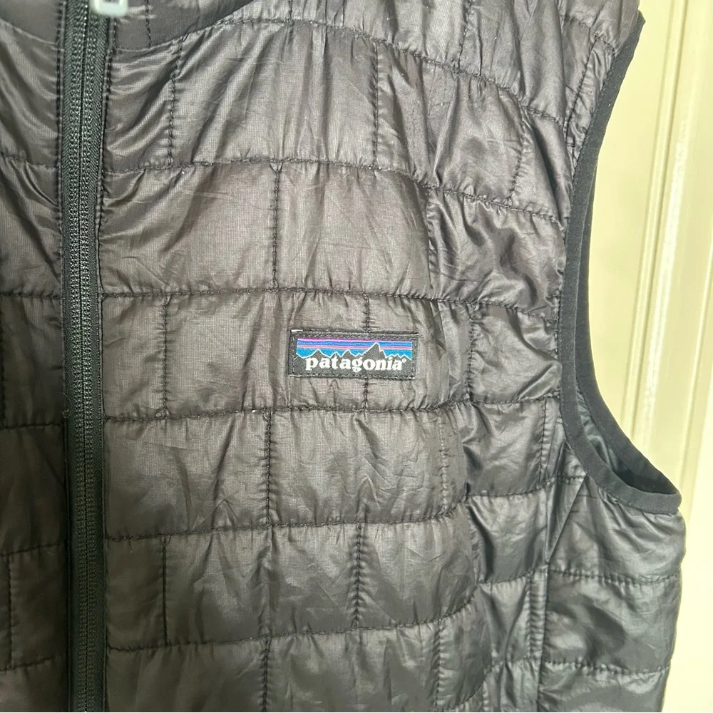 Patagonia Nano Puff Vest Color Black SuperMicro Size Large STY 84242 - Picture 4 of 16